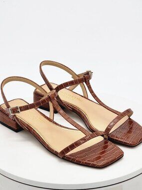 Things II Come Alexandra-SY Brown Croc Embossed T-Strap Sandals Women's Size 6.5